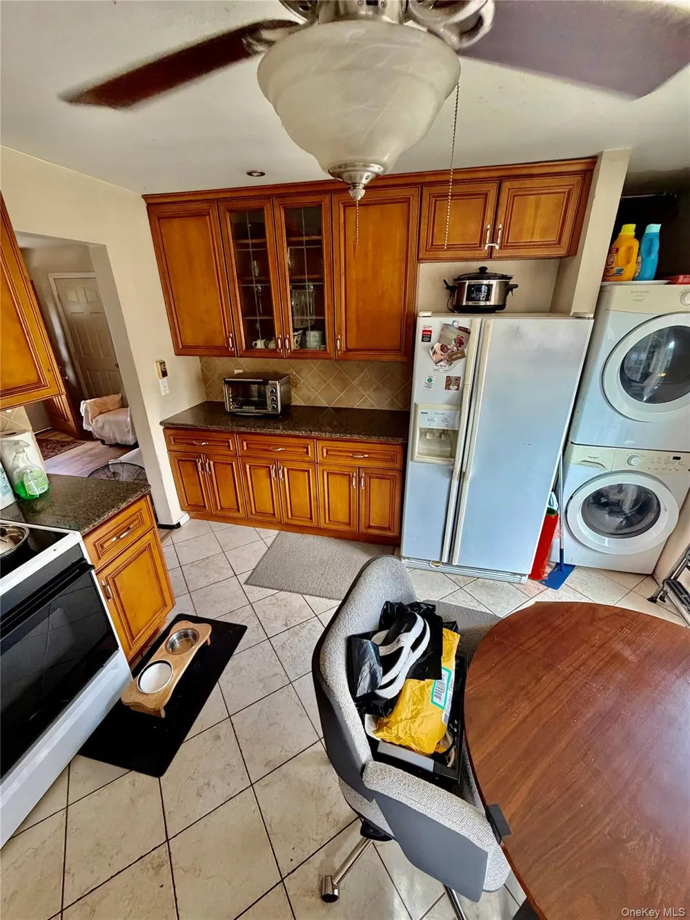 998 Bowling Green Drive Westbury, NY 11590