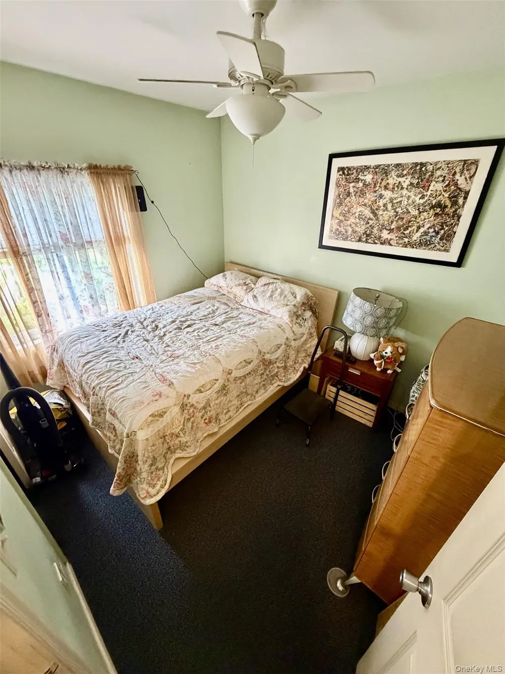 998 Bowling Green Drive Westbury, NY 11590