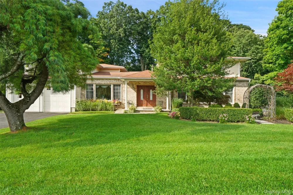 6 Orchard Hill Drive Monsey, NY 10952