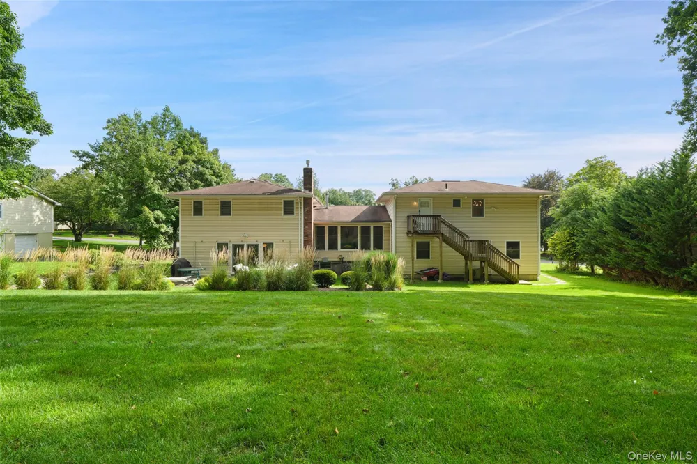 6 Orchard Hill Drive Monsey, NY 10952