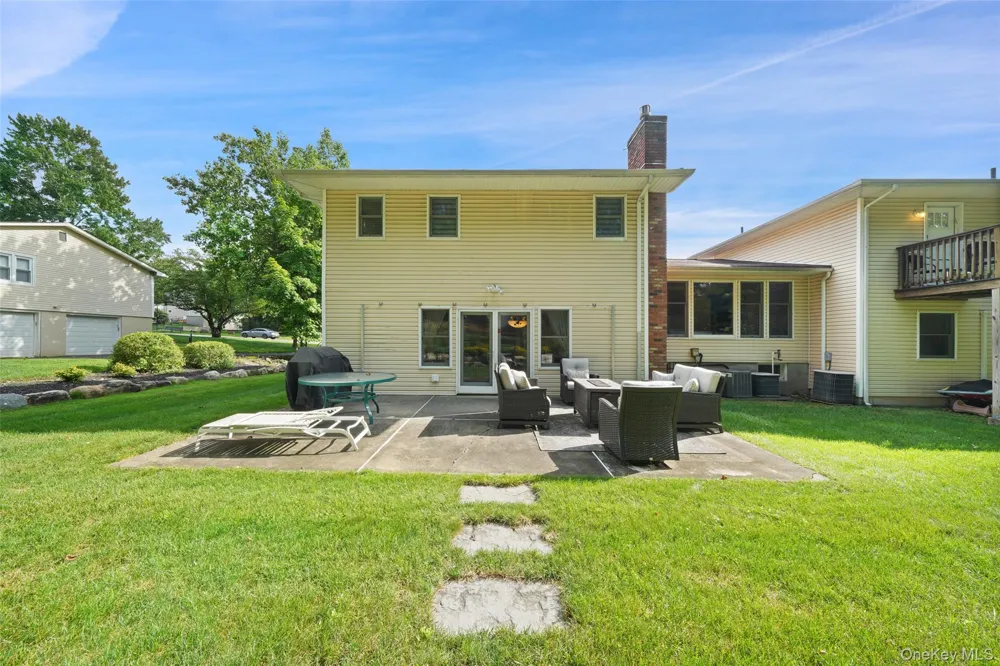 6 Orchard Hill Drive Monsey, NY 10952
