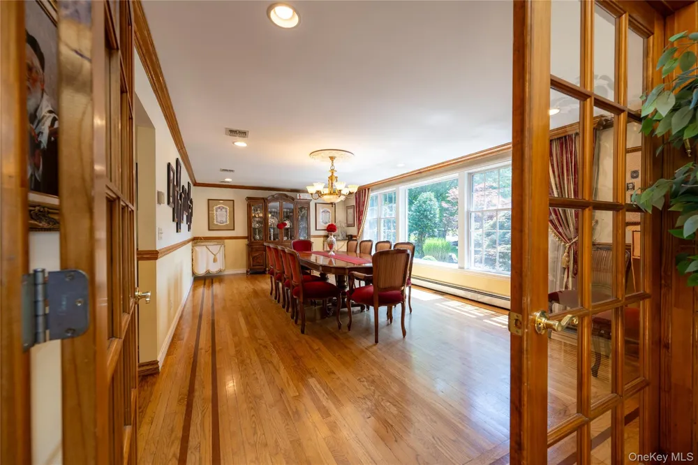 6 Orchard Hill Drive Monsey, NY 10952