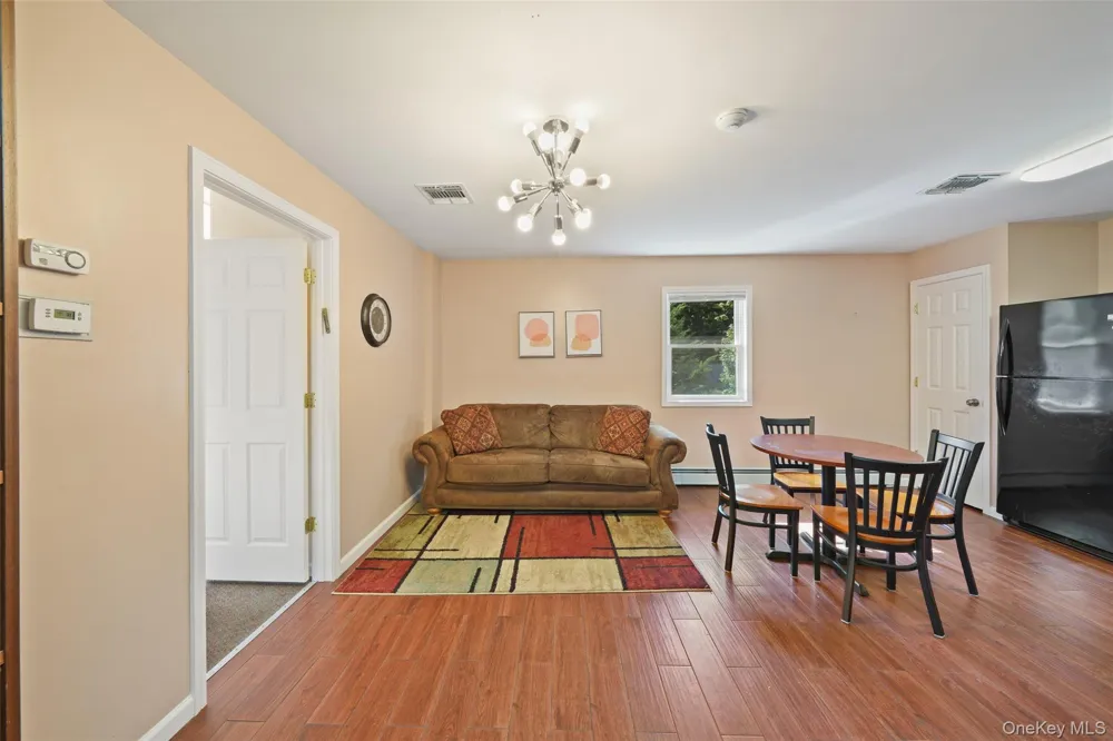 6 Orchard Hill Drive Monsey, NY 10952