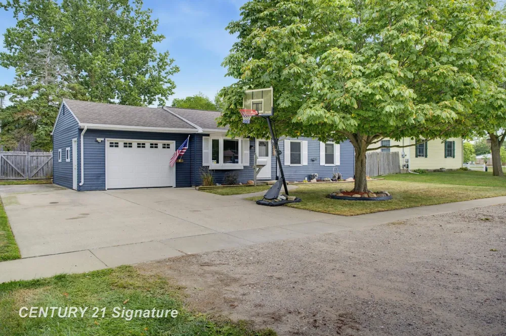 4526 Lorraine Avenue Carrollton Township, MI 48604