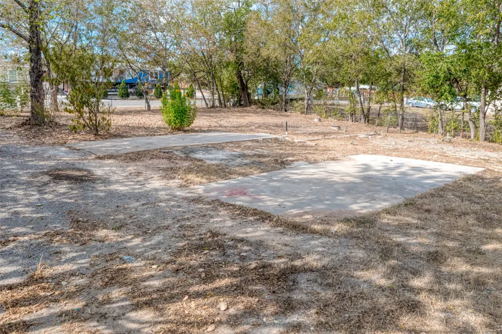 5701 Bitterwood Drive Austin, TX 78724