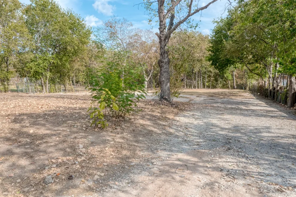 5701 Bitterwood Drive Austin, TX 78724