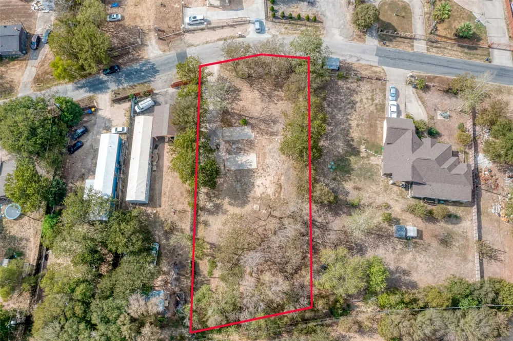 5701 Bitterwood Drive Austin, TX 78724