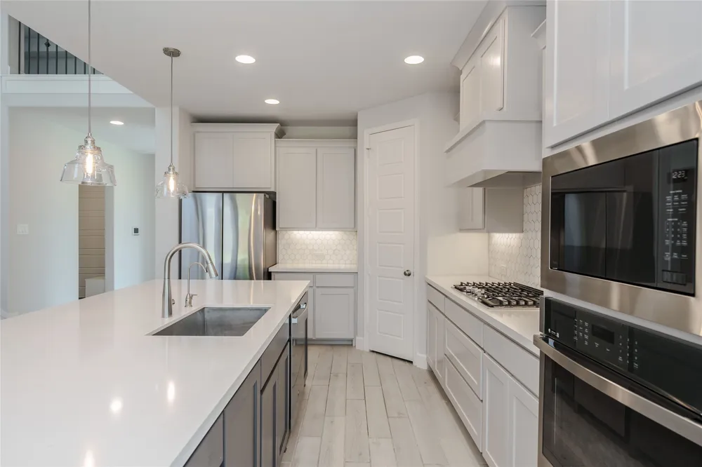 2116 Roquette Drive Haslet, TX 76052