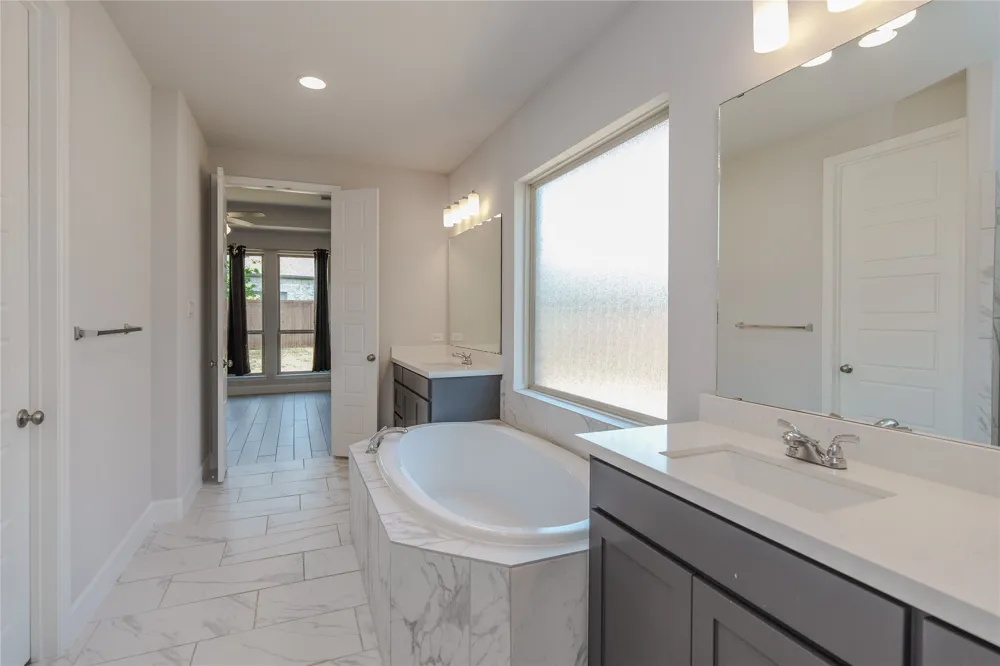 2116 Roquette Drive Haslet, TX 76052