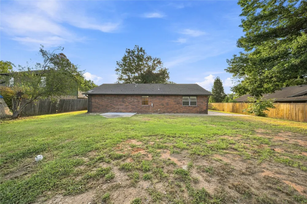 303 E Gawf Lane Muskogee, OK 74403