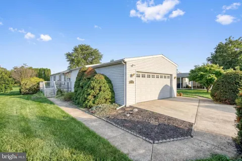 218 W SPRUCE STREET