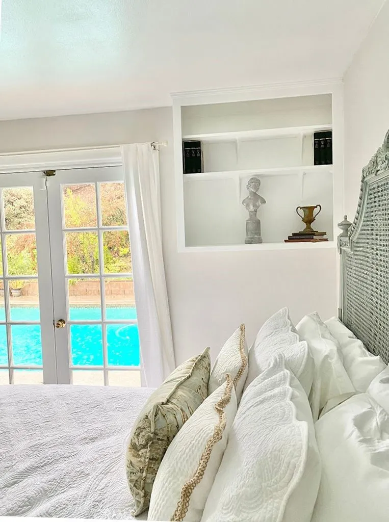 26261 Veva Way Calabasas, CA 91302