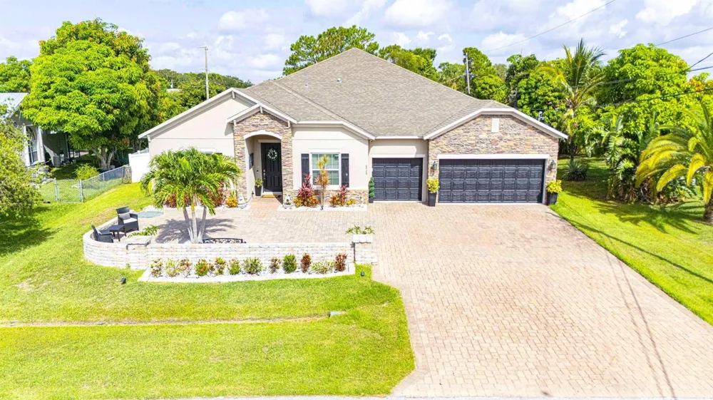 6920 NW Jorgensen Road Port St. Lucie, FL 34983