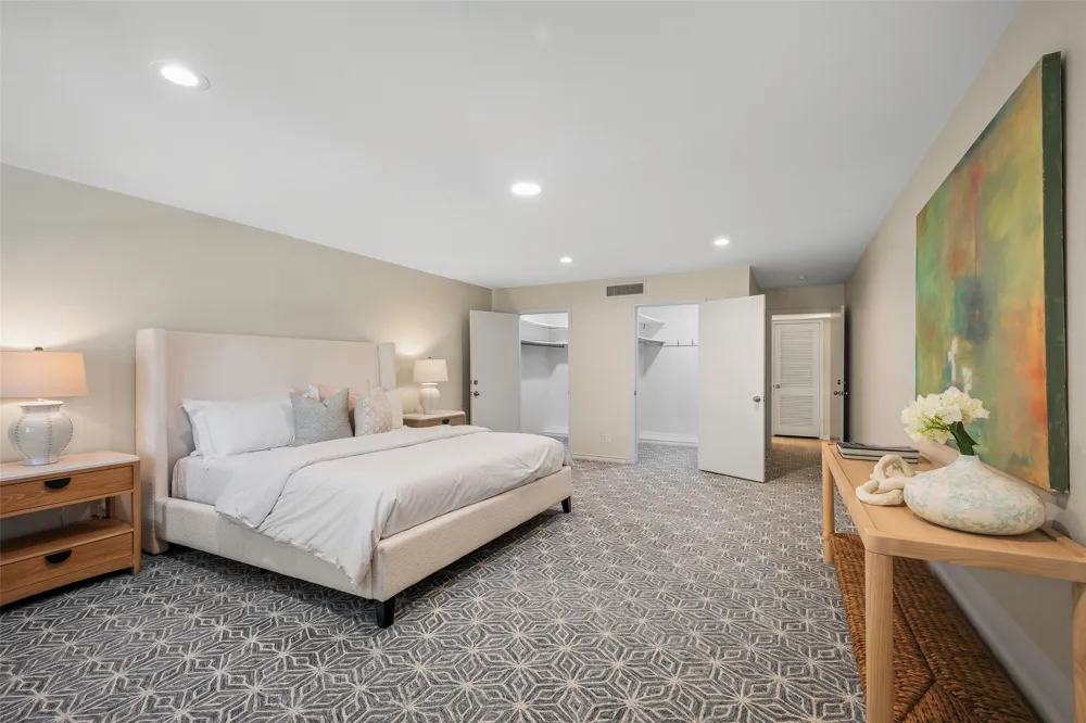 6226 Bandera Avenue #C Dallas, TX 75225