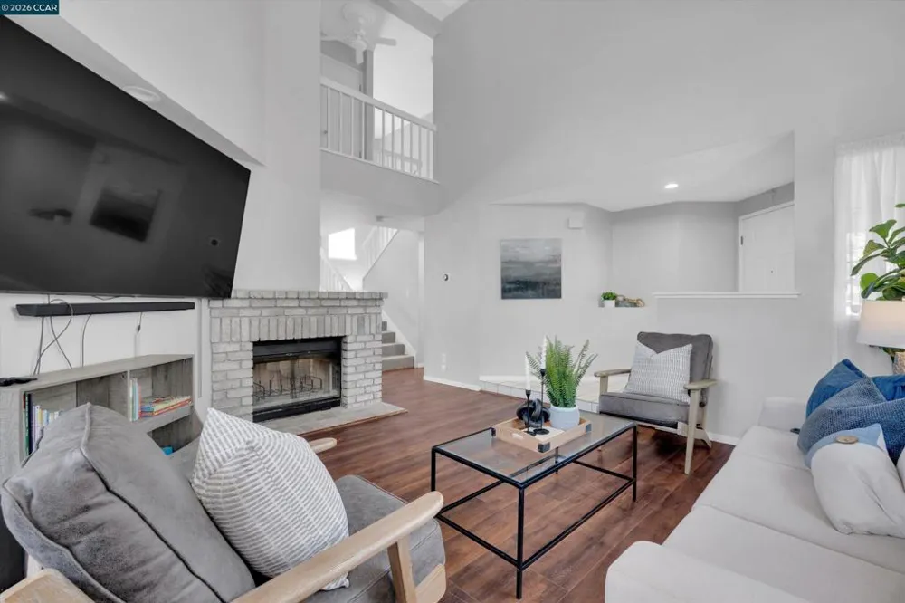 400 Devon Ct Oakley, CA 94561