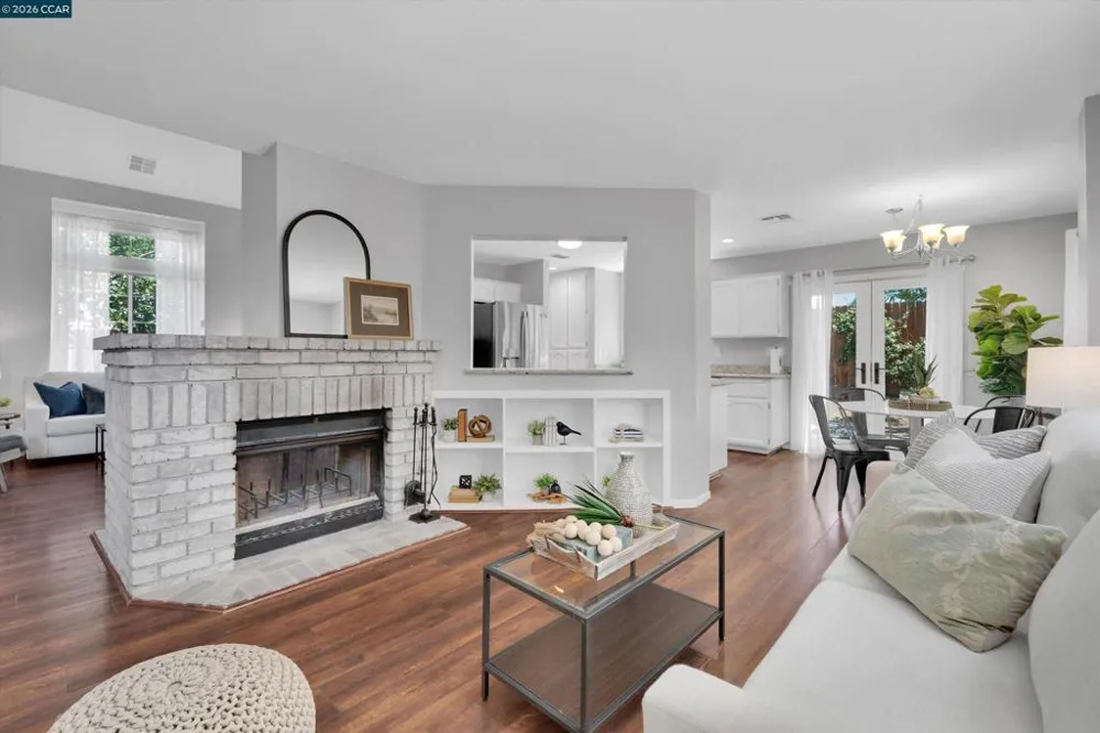 400 Devon Ct Oakley, CA 94561