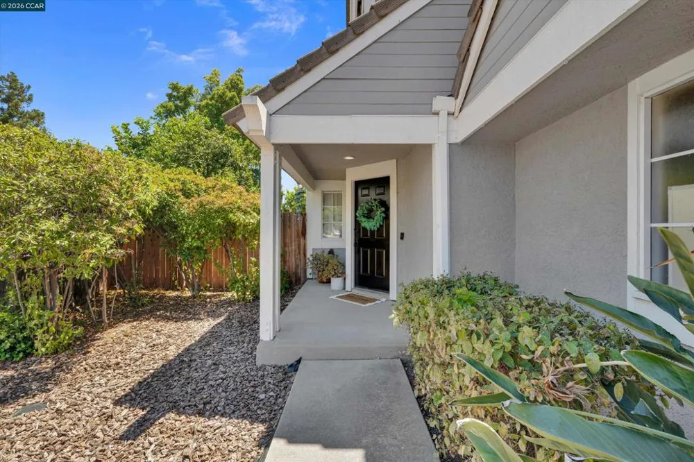 400 Devon Ct Oakley, CA 94561