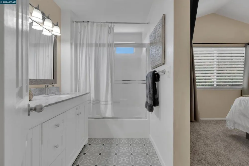 400 Devon Ct Oakley, CA 94561