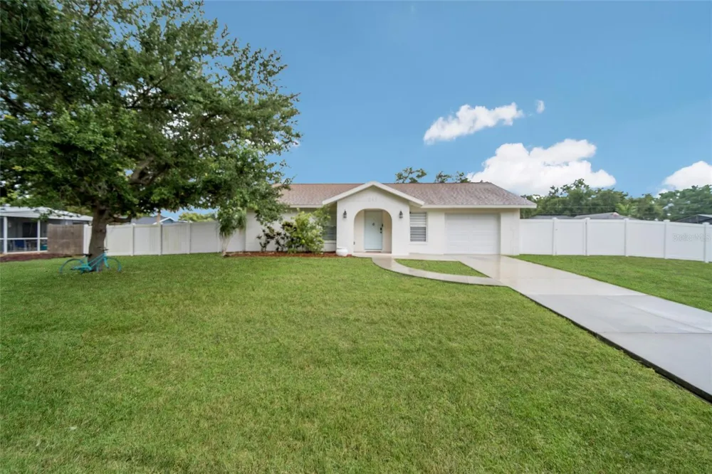 643 MOBILE ROAD Venice, FL 34293