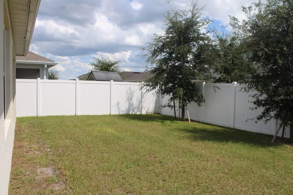 6772 HUNTLEIGH HAMMOCK RD Harmony, FL 34773