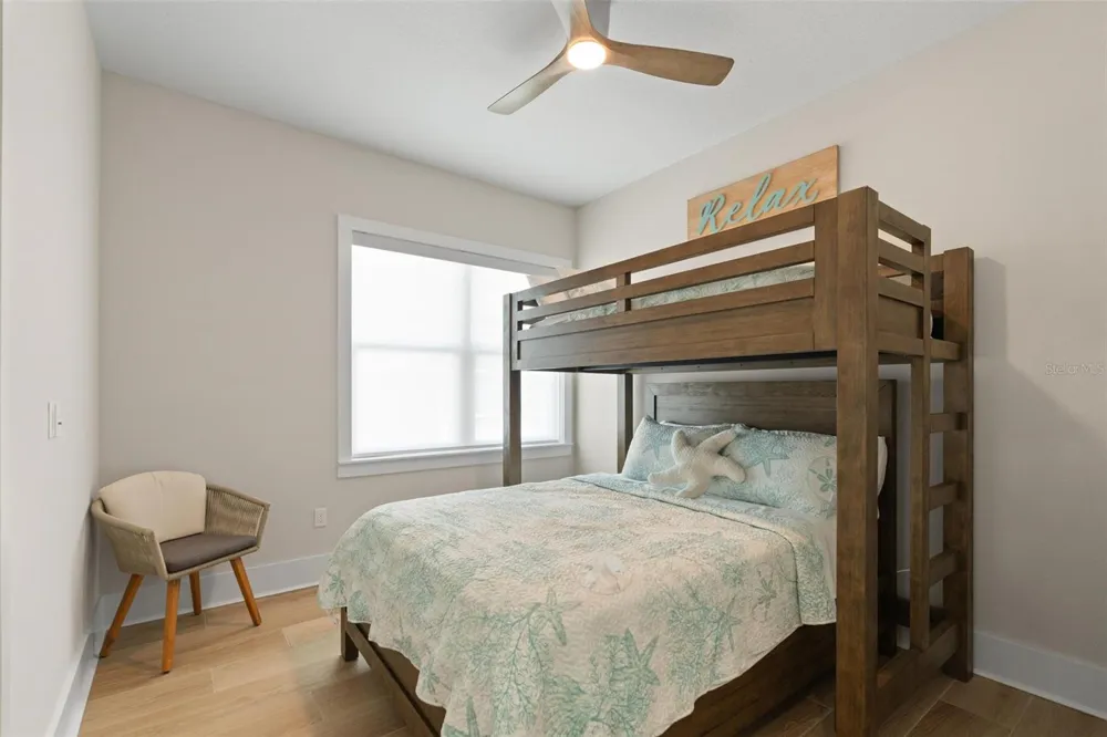 187 145TH AVENUE E #3 Madeira Beach, FL 33708