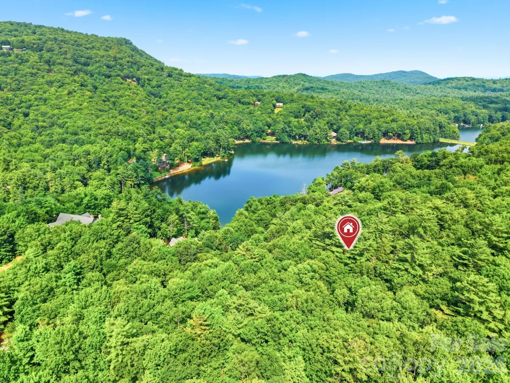 M L33 Cardinal Drive Lake Toxaway, NC 28747