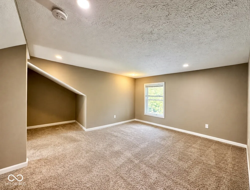 785 Enos Road Seymour, IN 47274