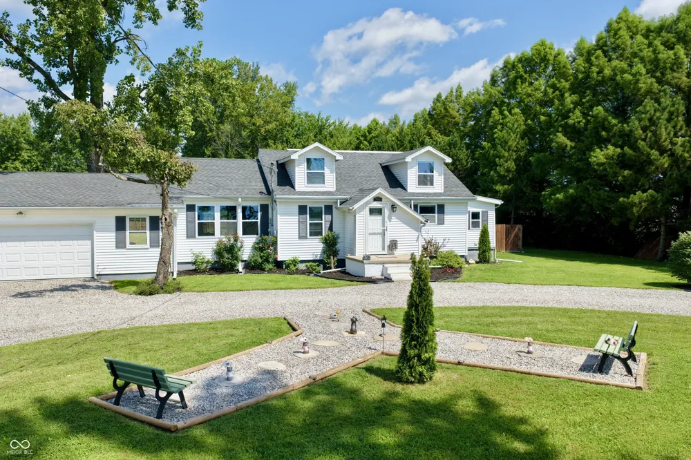 785 Enos Road Seymour, IN 47274