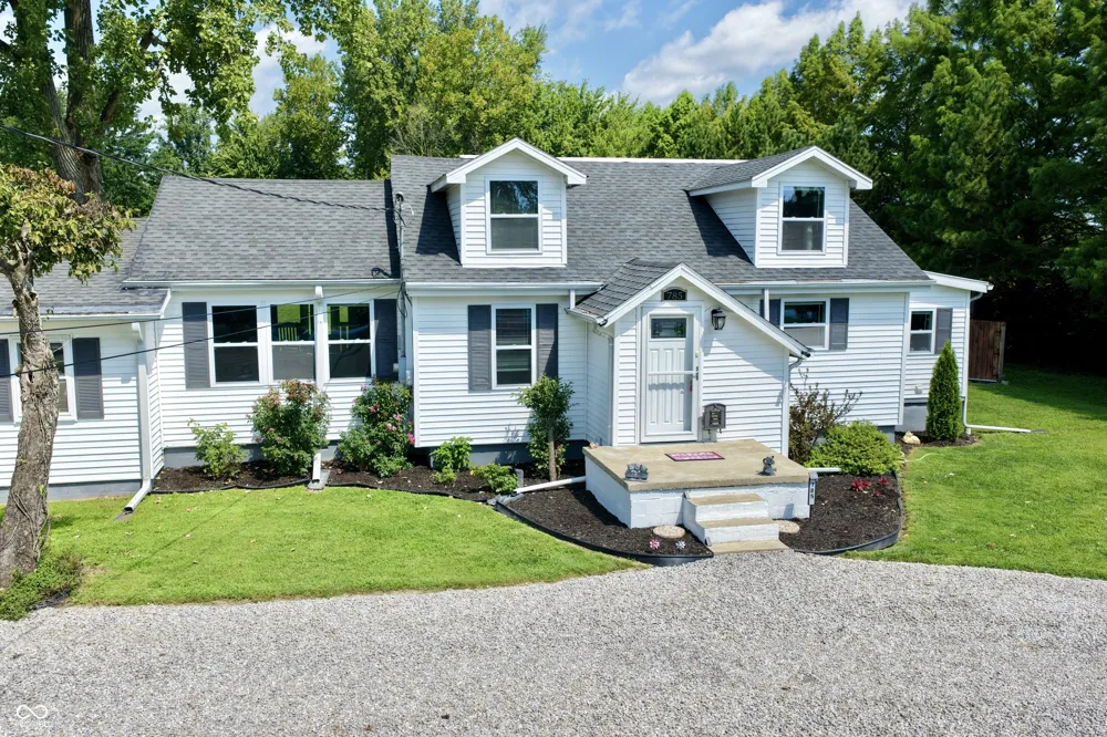785 Enos Road Seymour, IN 47274