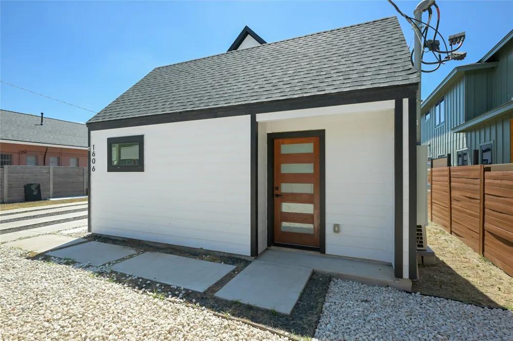 1606 Harvey Street #1 Austin, TX 78702