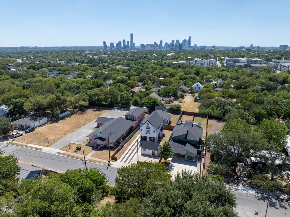 1606 Harvey Street #1 Austin, TX 78702