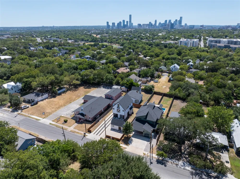 1606 Harvey Street #1 Austin, TX 78702