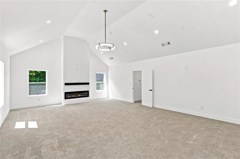 1009 S Gordon Road Austell, GA 30168