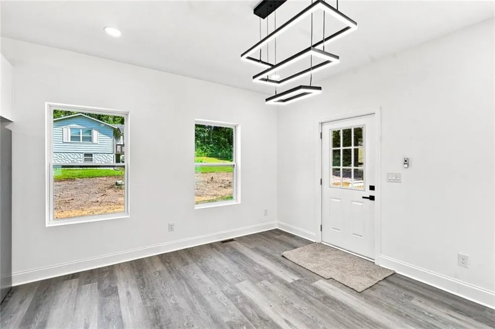 1009 S Gordon Road Austell, GA 30168