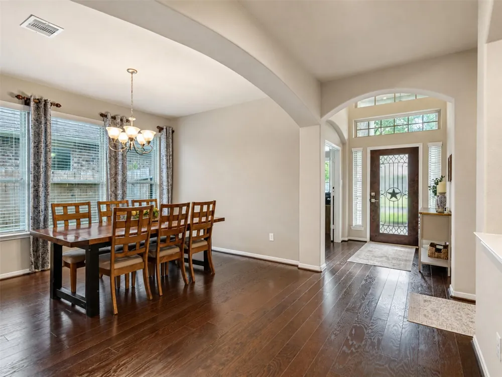 574 Southampton Lane League City, TX 77573