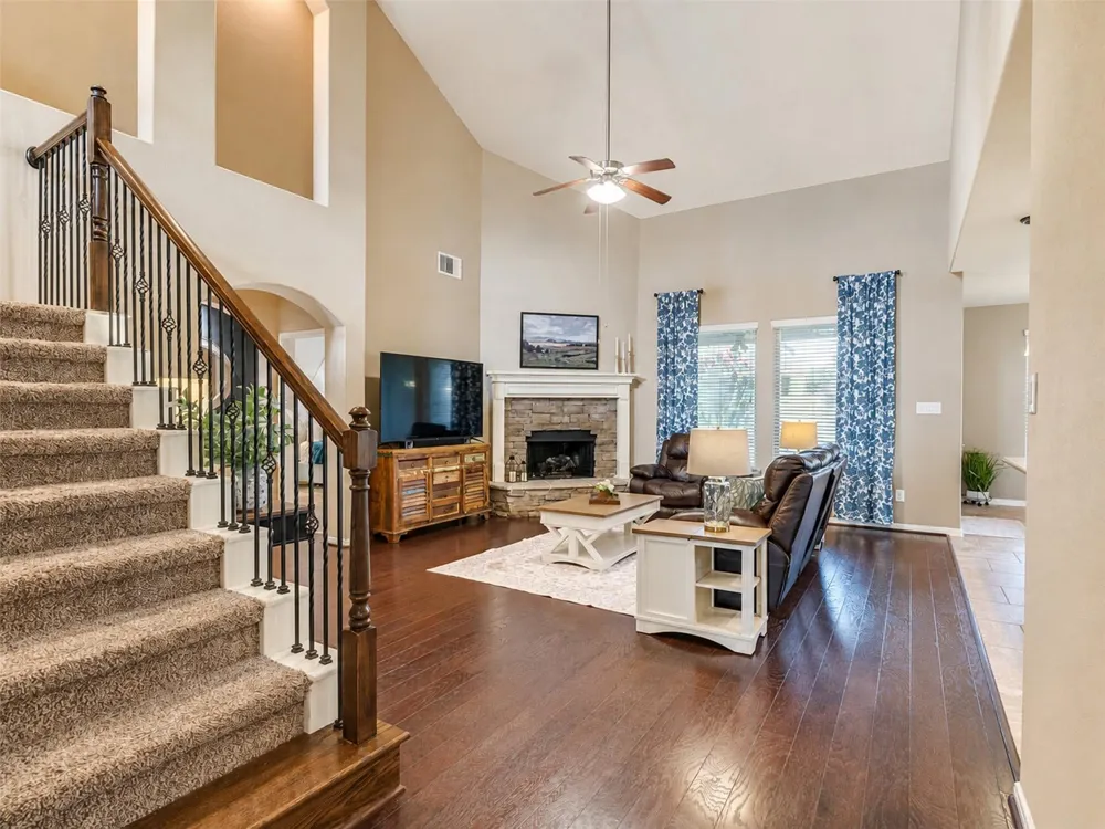 574 Southampton Lane League City, TX 77573
