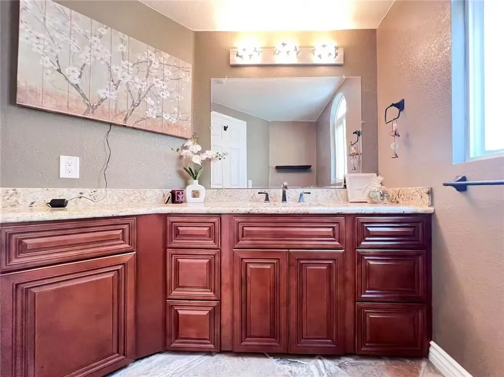 18583 Callens Cir Fountain Valley, CA 92708