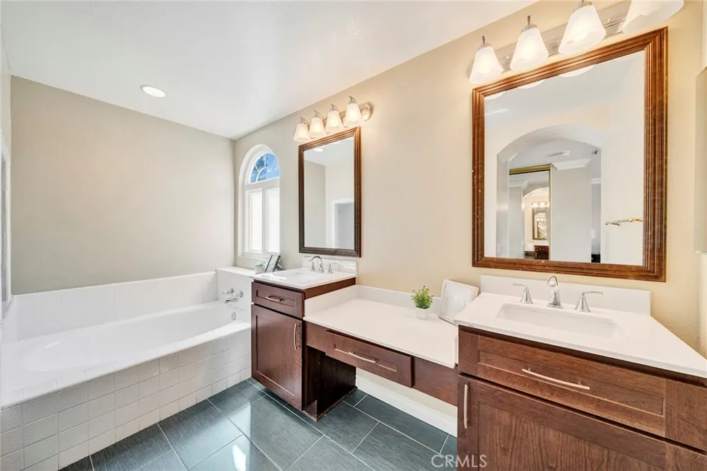 18583 Callens Cir Fountain Valley, CA 92708