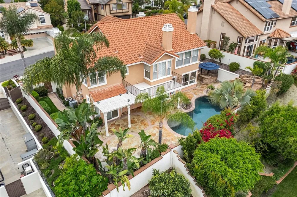 20370 Via Sanlucar Yorba Linda, CA 92887