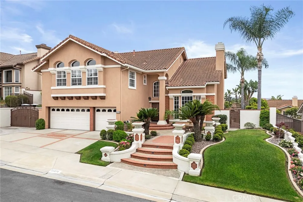 20370 Via Sanlucar Yorba Linda, CA 92887