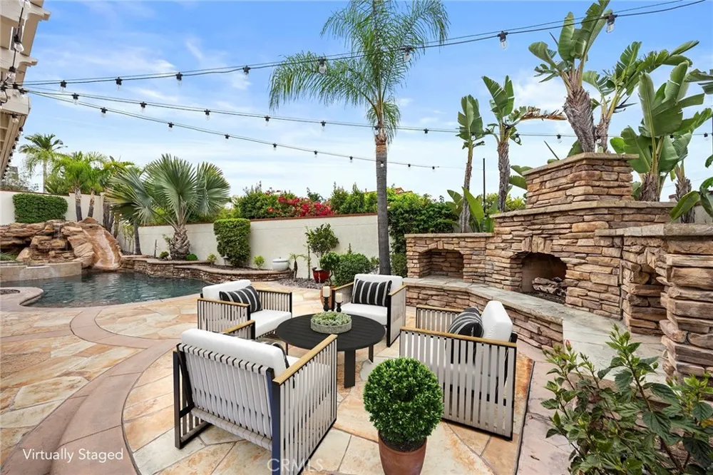 20370 Via Sanlucar Yorba Linda, CA 92887