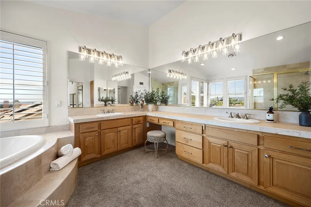20370 Via Sanlucar Yorba Linda, CA 92887