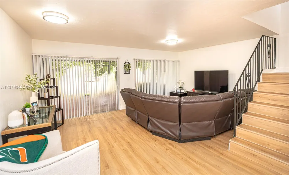 8120 SW 103rd Ave #8120 Miami, FL 33173