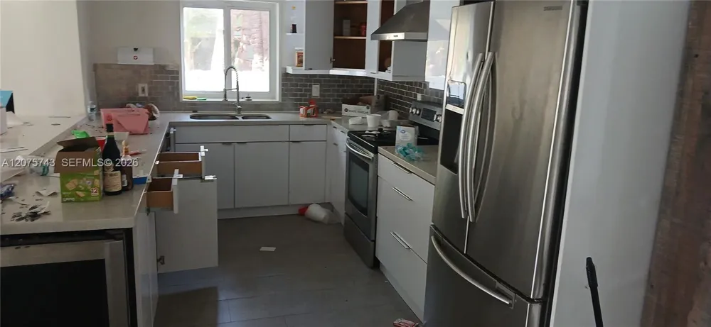 1460 Marseille Dr Miami Beach, FL 33141