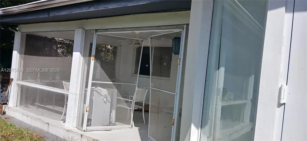 1460 Marseille Dr Miami Beach, FL 33141