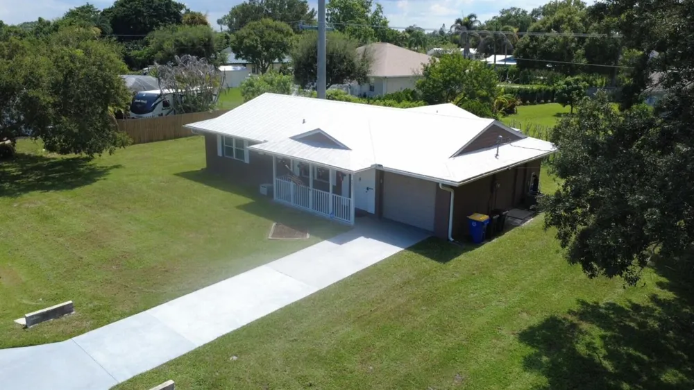 5572 SE CABLE DRIVE Stuart, FL 34997