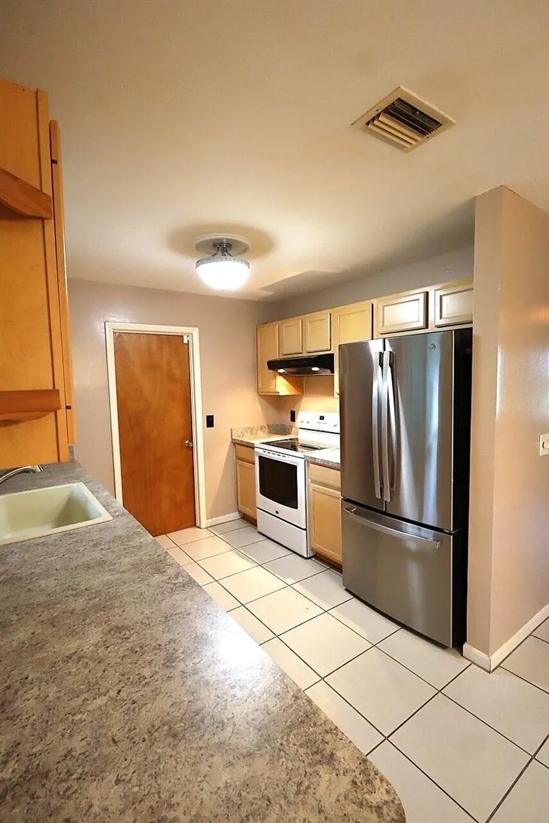 5572 SE CABLE DRIVE Stuart, FL 34997