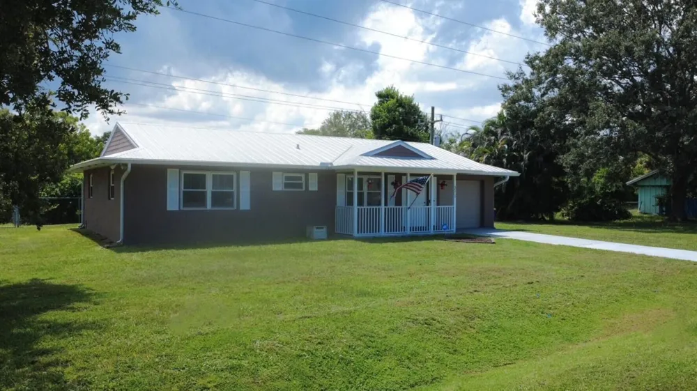 5572 SE CABLE DRIVE Stuart, FL 34997