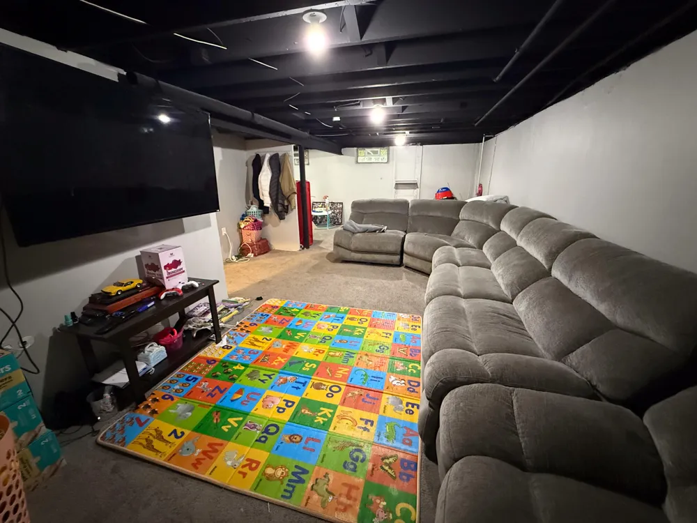 6464 Weddel Street Taylor City, MI 48180