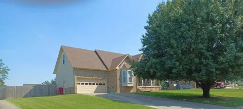 421 Bluff Dr